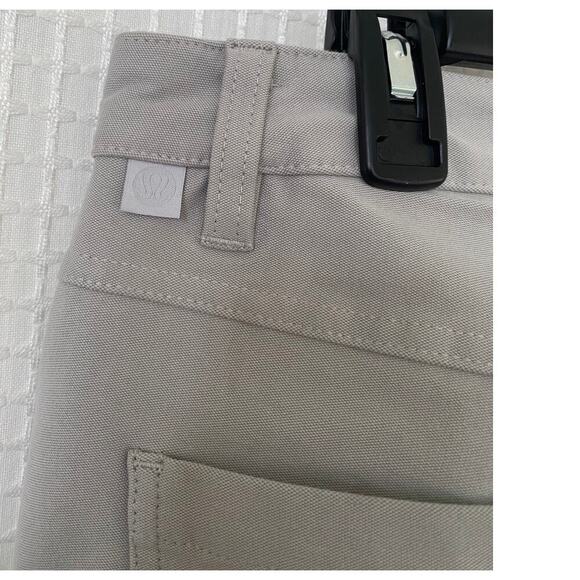 NWOT Lululemon ABC Classic Fit Golf Pants Men's Grey Comfort - 33"x42" - Picture 5 of 5
